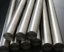 Jakých průlomů bylo dosaženo ve vývoji nových slitinových materiálů?